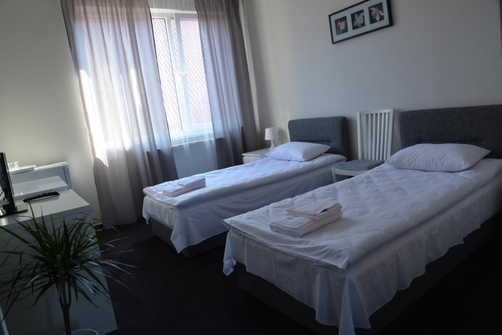 Rakhiv Hotel & Apartments Ruang foto