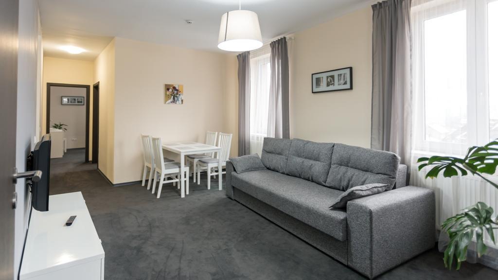 Rakhiv Hotel & Apartments Bagian luar foto
