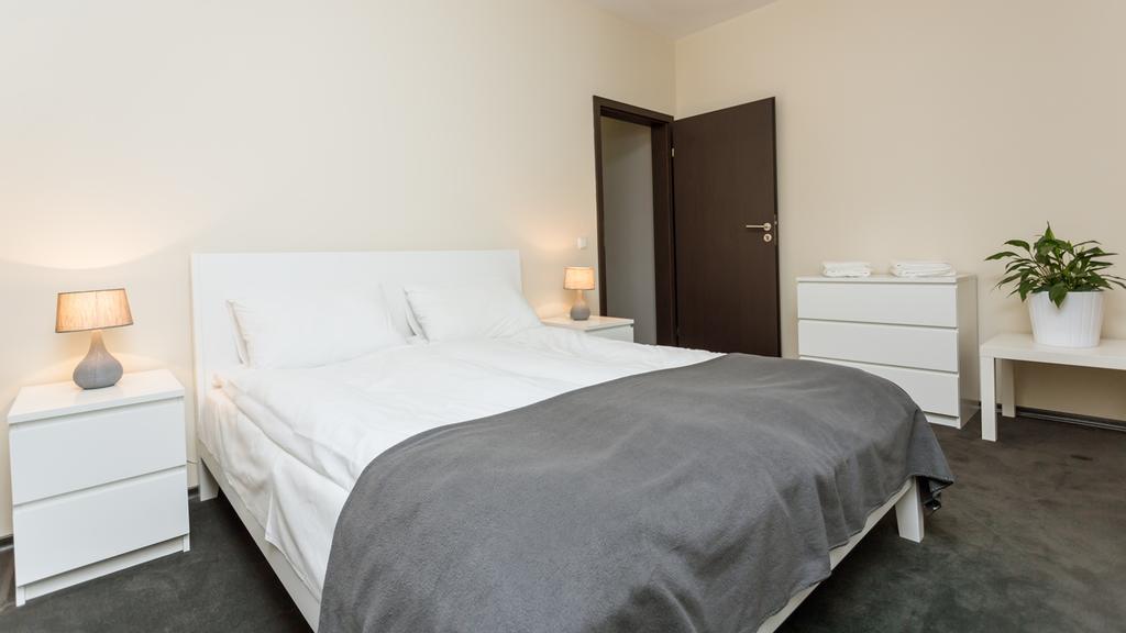 Rakhiv Hotel & Apartments Bagian luar foto