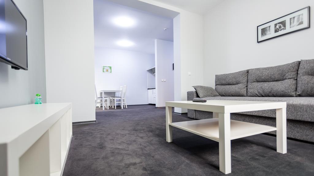 Rakhiv Hotel & Apartments Bagian luar foto
